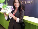 Telus makes a merry connection