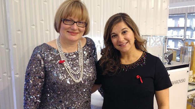 Last year’s winner Mary de Paoli from Sun Life (right) with strategy publisher Mary Maddever.