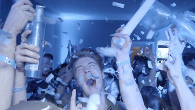 Guy_partying