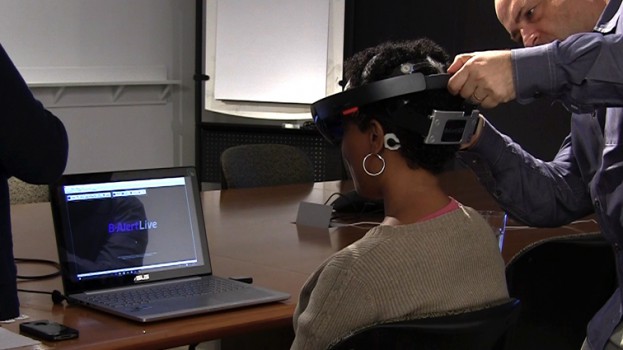 Shikatani-Lacroix-EEG-VR-headgear
