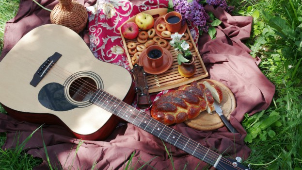 MusicFood-1