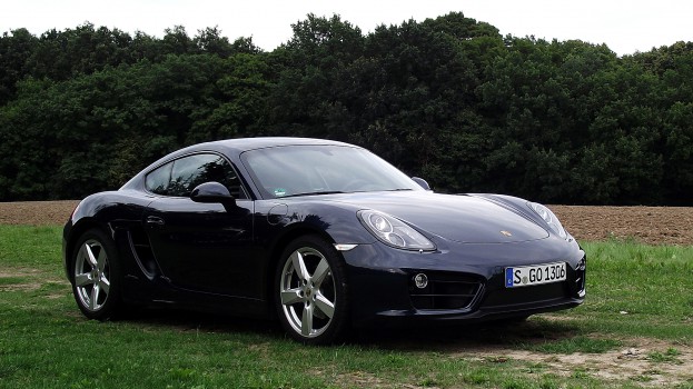 Porsche_Cayman_981c_Dunkelblaumetallic_Vorderansicht