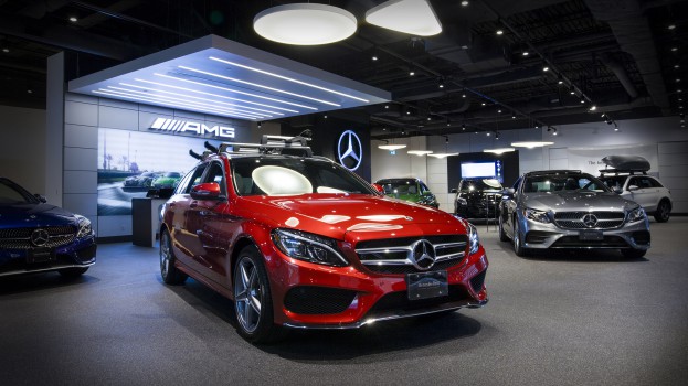 Mercedes-Benz Canada Inc--Mercedes-Benz Canada opens new retail