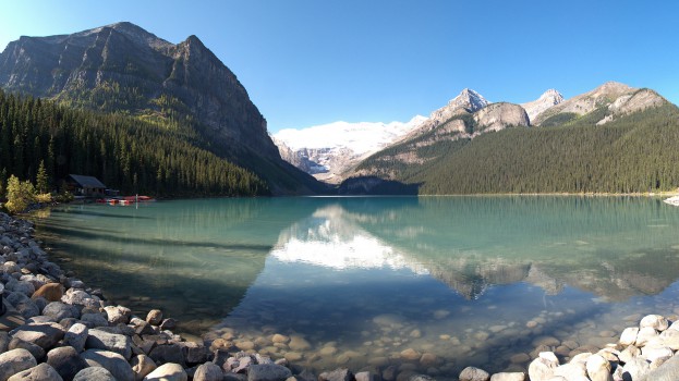 Alberta_-_Lake_Louise_-_Lake_view_01