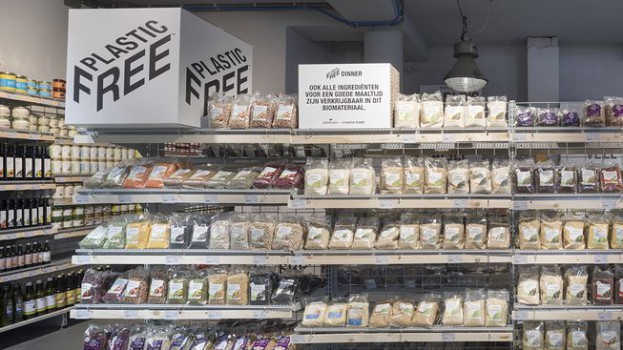 Plastic_Free_Aisle_EkoPlaza_Amsterdam.jpg.653x0_q80_crop-smart
