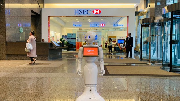 HSBC Bank Canada-HSBC Bank Canada welcomes Pepper to the team