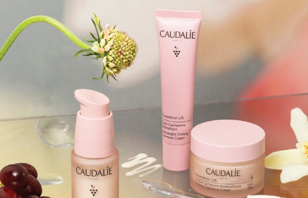 To announce the brand’s industry leading commitment to sustainability, Caudalie partnered with Globe Content Studio for a print and digital feature including beautifully styled custom photography